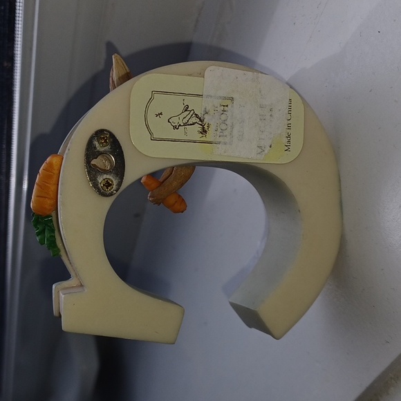 Disney Winnie the Pooh Alphabet Rabbit  Letter C - Picture 2 of 3